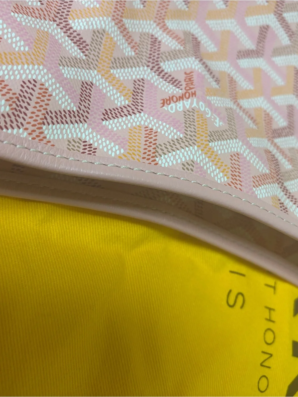 Goyard Pink Hobo 2026